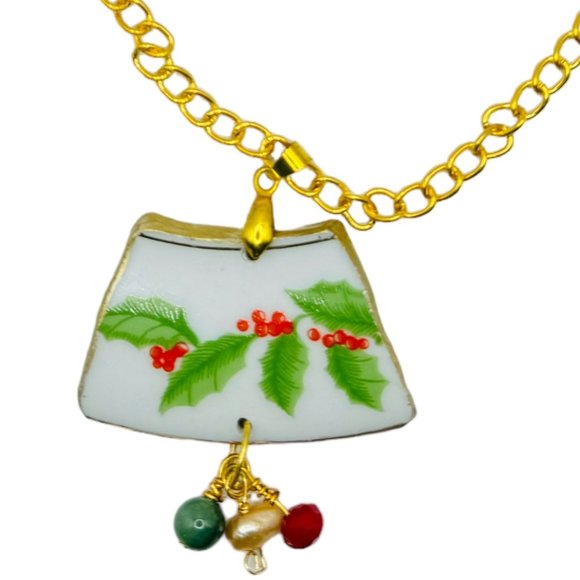 Holly Broken China Artisan Pendant w/ Pearls & Coral Berries & Bows Collection - Picture 9 of 17